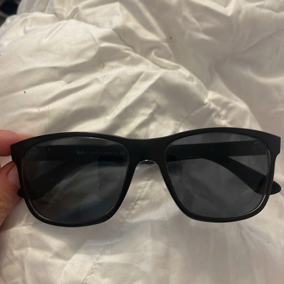 Ray-Ban RB4181 601 Matte Black Frame Lens Sunglasses Italy 55mm - Picture 7 of 8